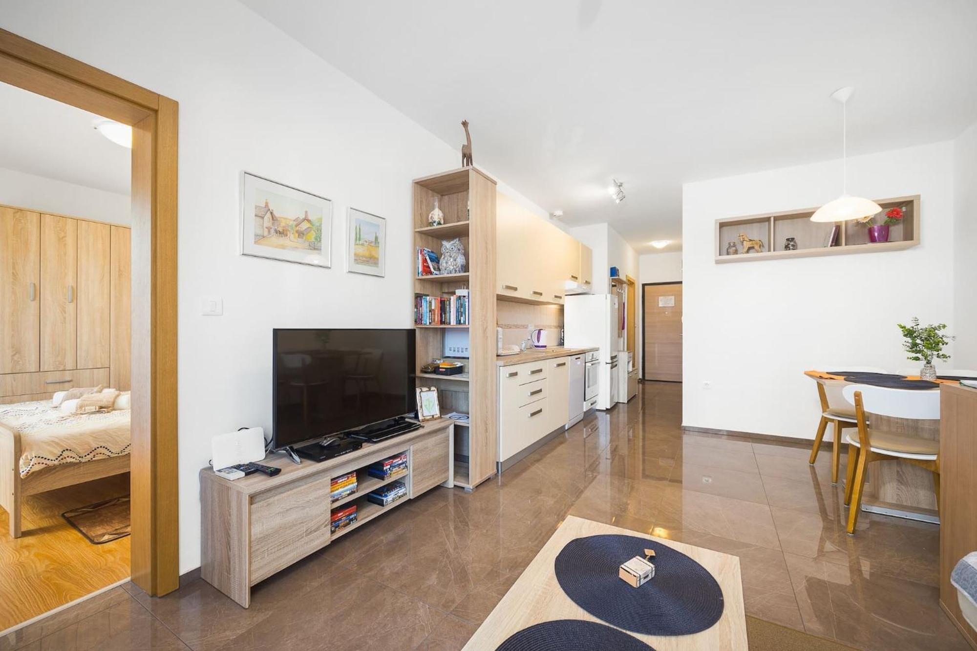 Apartment Tania プーラ エクステリア 写真